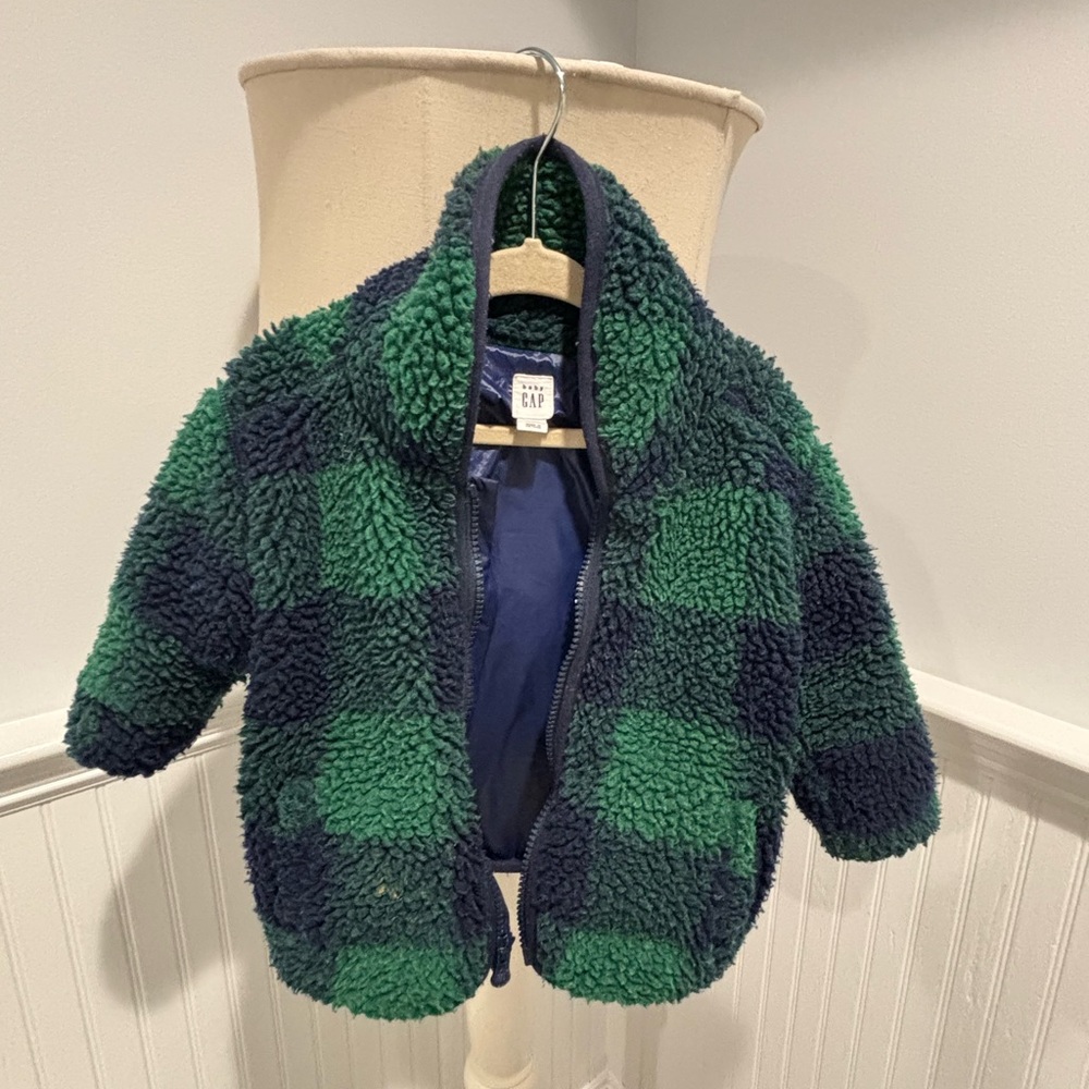 GAP Blue and Green Puffer Jacket Water-Resistant Outerwear, size 18-24M